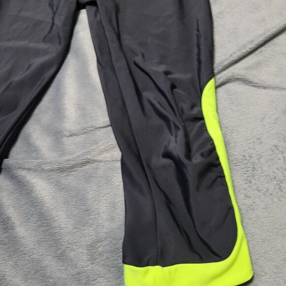 Under Armour Legging Women Small Black Running Leisurewear Pull On Compress Pant - Picture 2 of 10